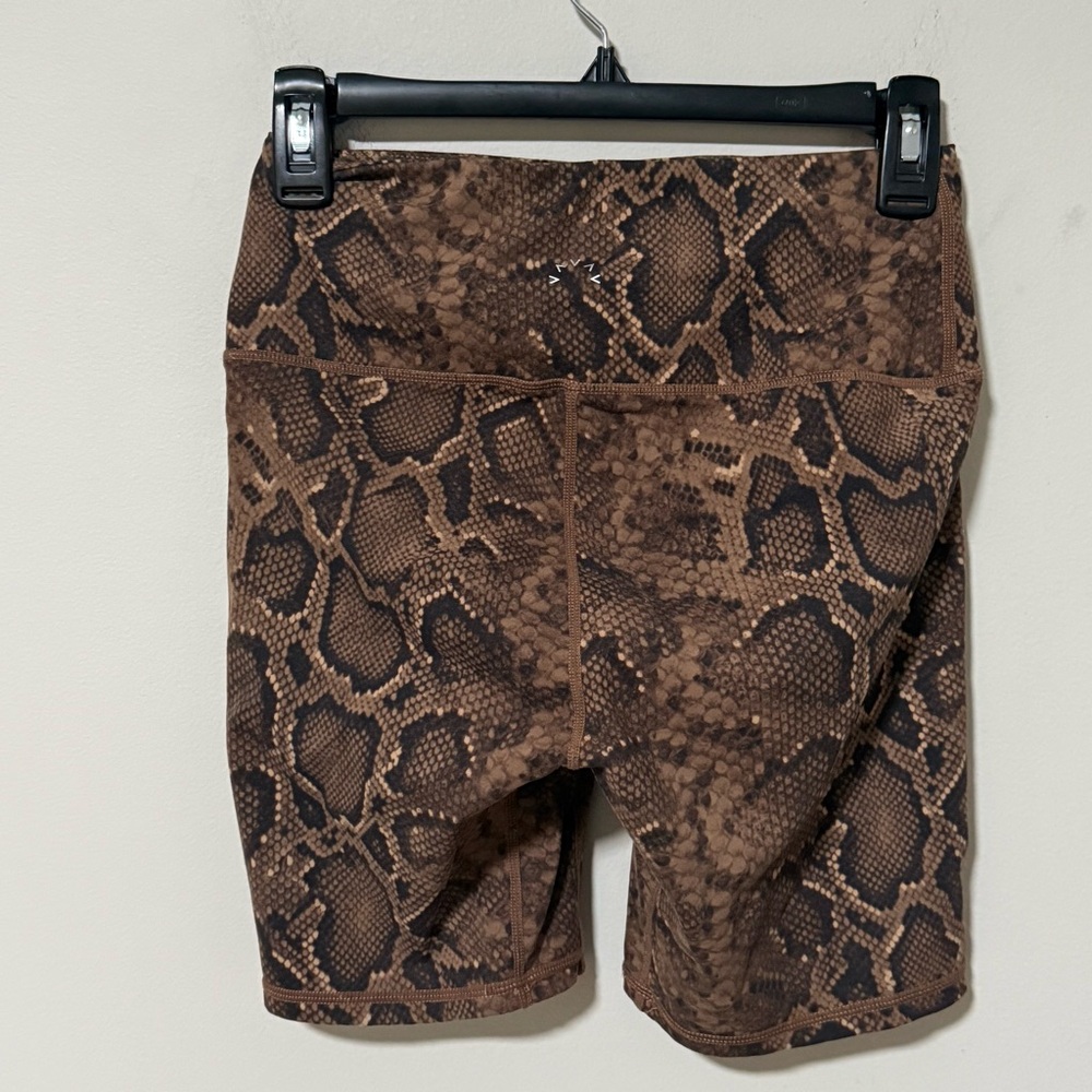 VARLEY Python Let's Go Short Brown Size Small - image 5